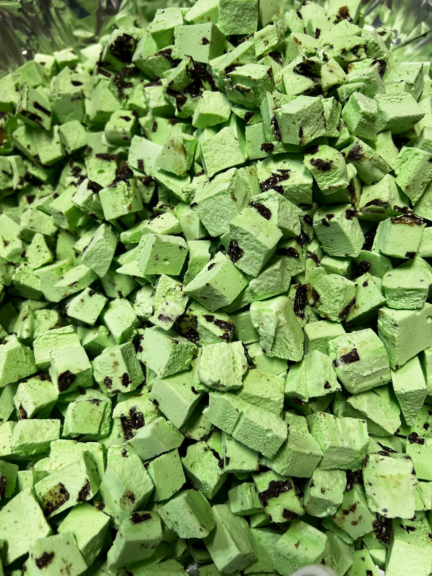 ICE CREAM - MINT CHOCOLATE CHIP